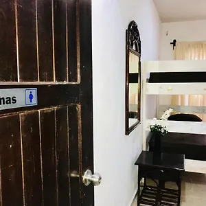 Guest house Bunk Bed In Female Playa del Carmen